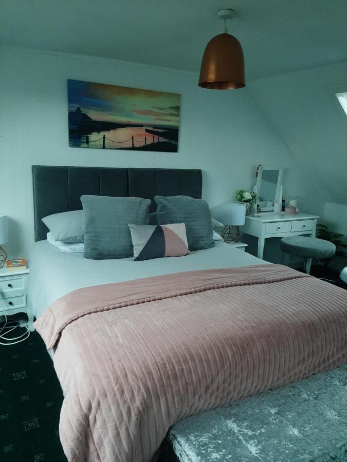 Stunning Riverside Town House With Views Ayrshire Girvan Esterno foto