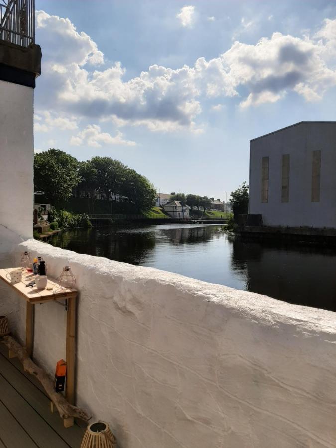 Stunning Riverside Town House With Views Ayrshire Girvan Esterno foto