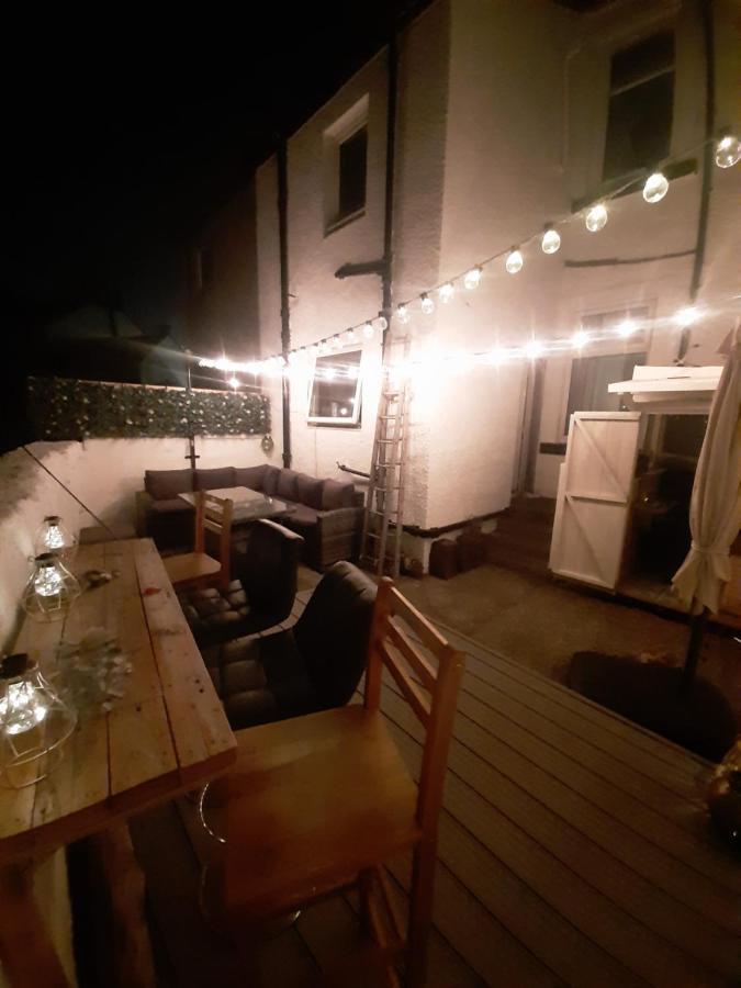 Stunning Riverside Town House With Views Ayrshire Girvan Esterno foto